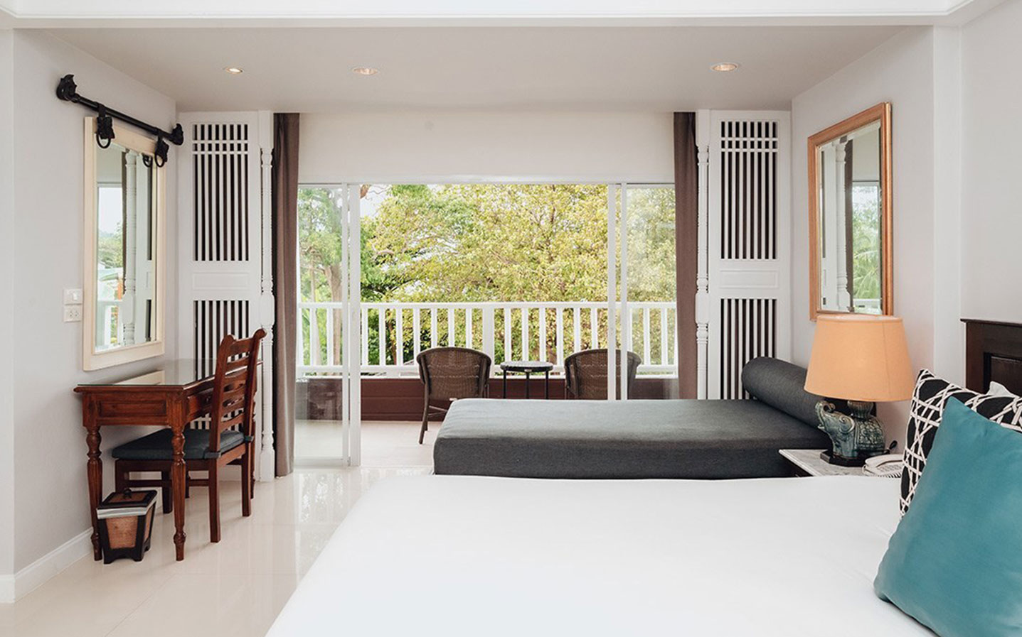 Deluxe Terrace
