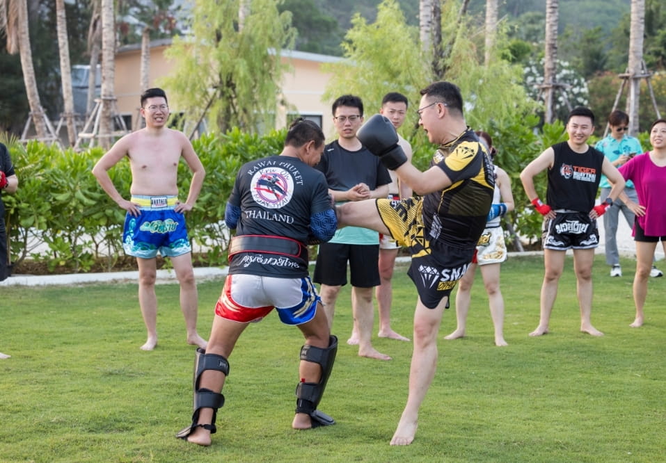 Outdoor Team Building